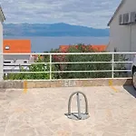 Awesome Apartment In Sutivan With Wifi Apartment Sutivan