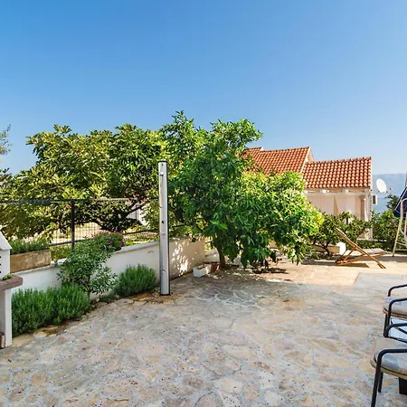 2 Bedroom In 苏提万