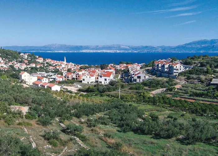 2 Bedroom In Appartement Sutivan