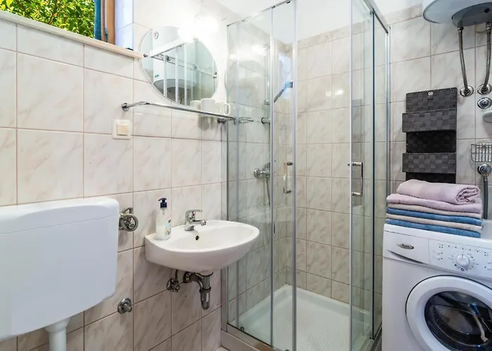 2 Bedroom In