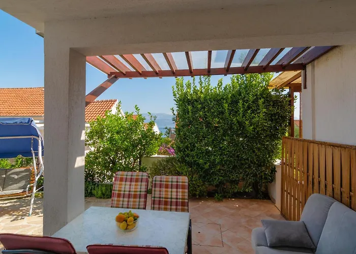 2 Bedroom In Apartamento Sutivan